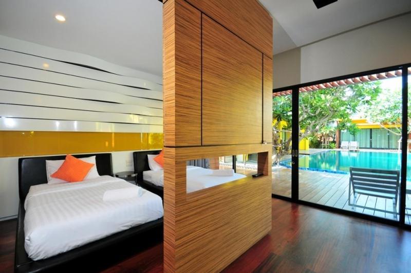 Capstone Resort Haad Chao Samran Rum bild