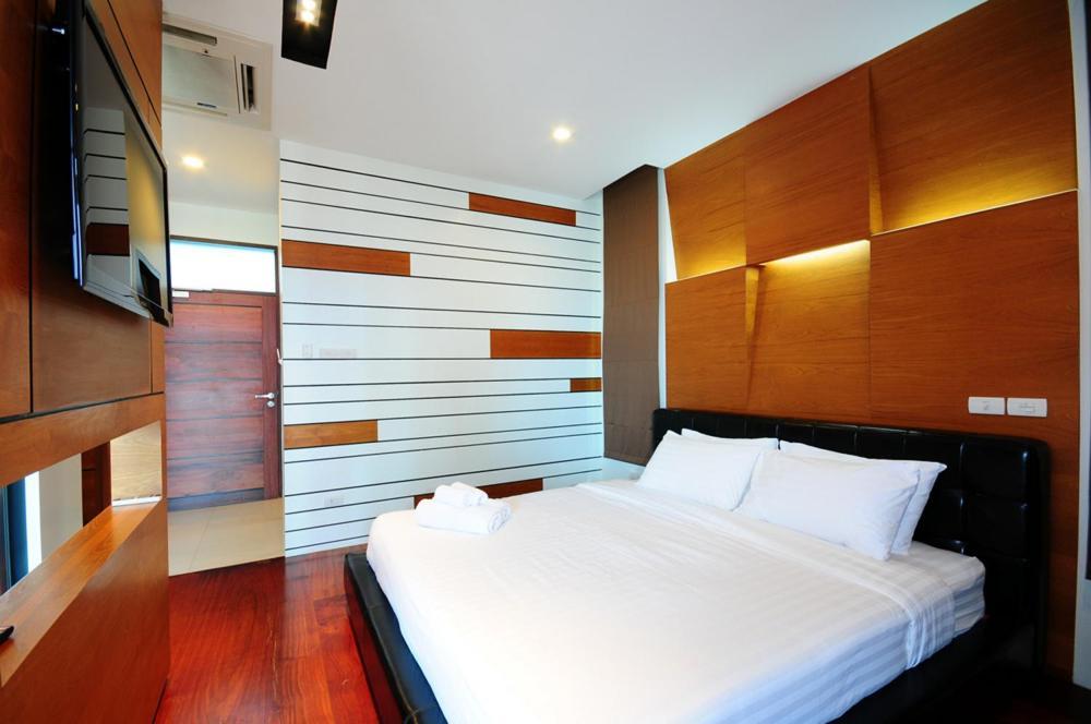 Capstone Resort Haad Chao Samran Rum bild