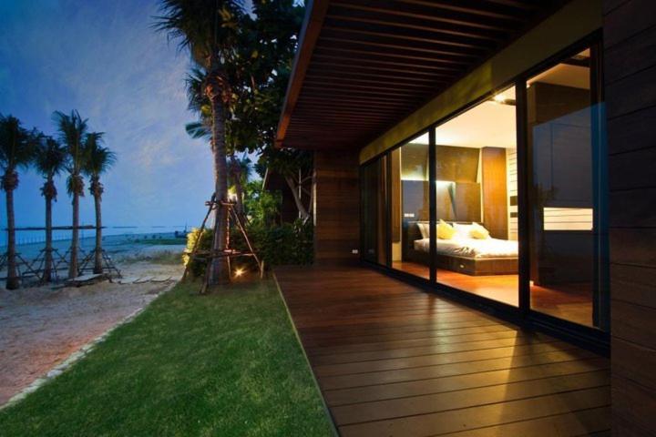 Capstone Resort Haad Chao Samran Exteriör bild